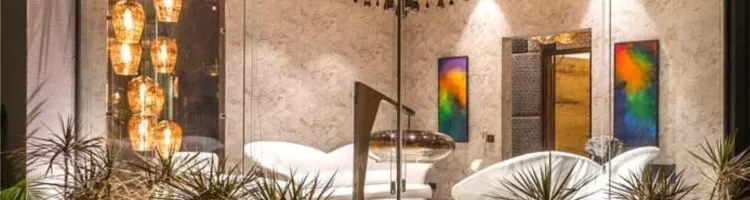 How Glass Walls Can Make Your Office Interiors Standout