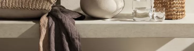 Discover the limited edition collection made of natural materials