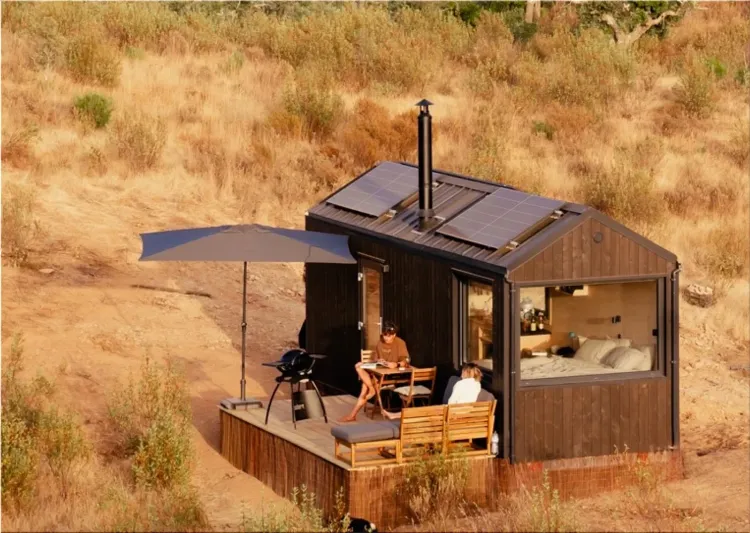 Vagabond Haven Off-Grid Tiny House