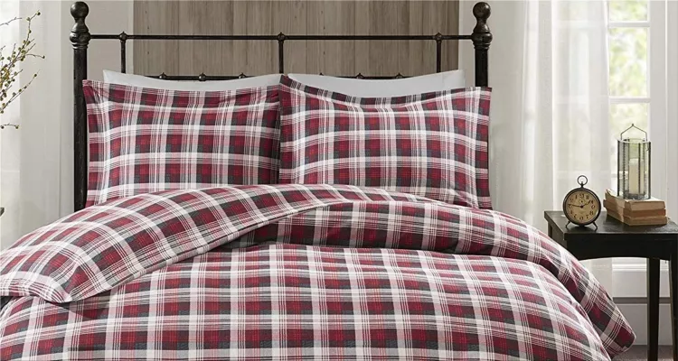 Bed linen made of flannel
