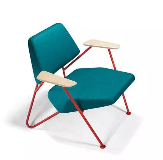 Polygon Chair designed by Numen for Prostoria