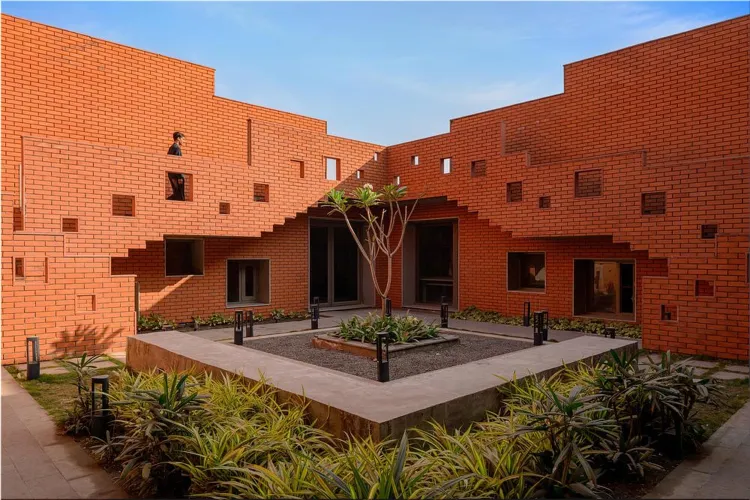 Prestige University by Sanjay Puri Architects