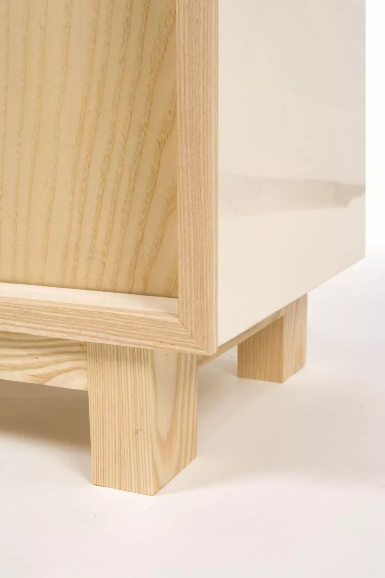 Block Party bookcase, Butter and Cream - detail