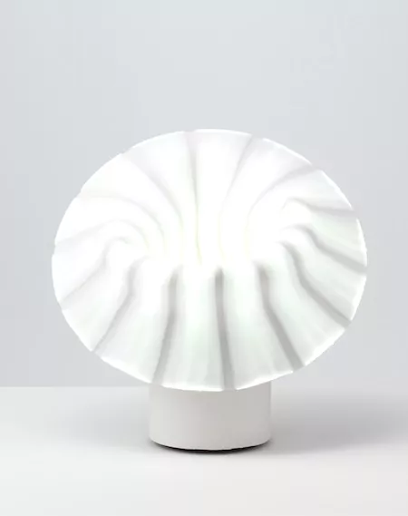 Bina Baitel, Under my skin, lamp pull-over