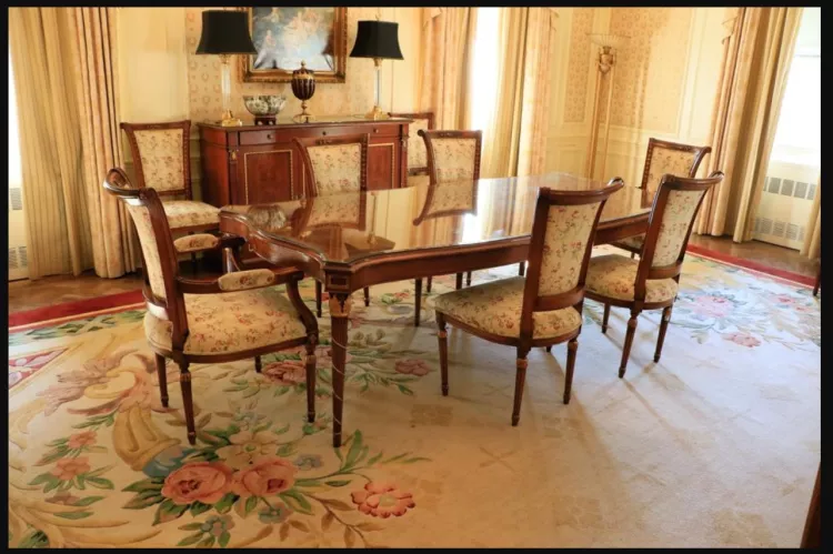 dining chairs