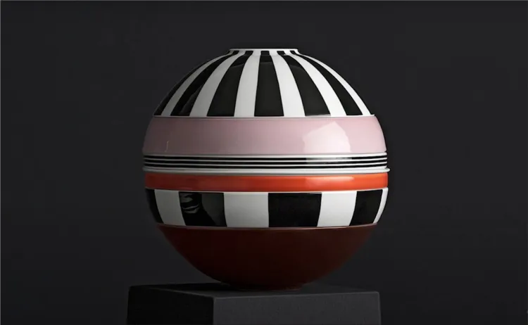 "La Boule" tableware collection