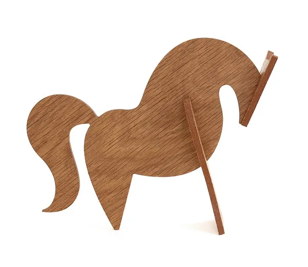 Moderne Farm Horse by Uusi