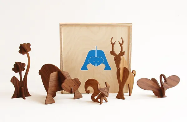 Moderne Wood box set by Uusi