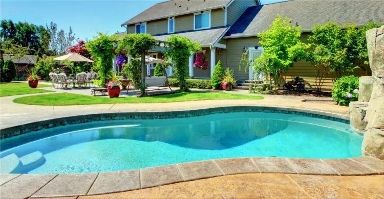 swimming pool