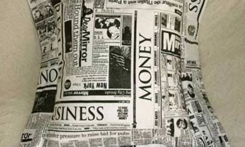 Slogan printed pillows