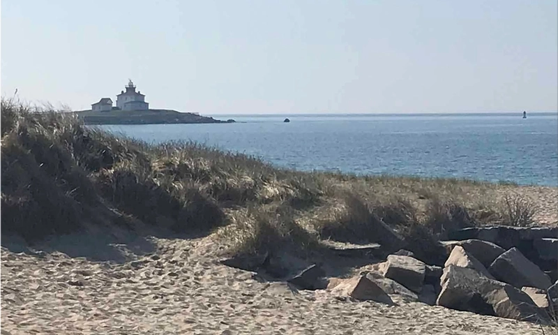 Unveiling Taylor Swift's Iconic Rhode Island Estate: History, Music, and Culture