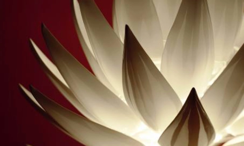Aloe Blossom table lamp