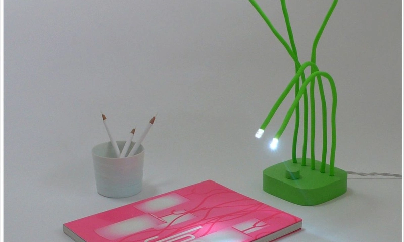 Luminous, fresh nature on your desk