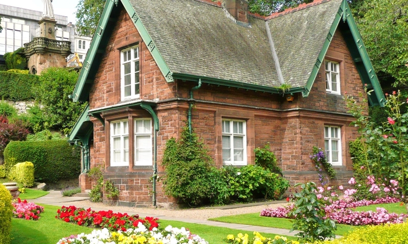 What To Expect When Moving Into a House
