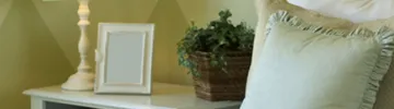 Relaxed Guests: Inexpensive Guest Room Greatness