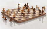 Umbra wobble chess set