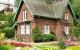 What To Expect When Moving Into a House
